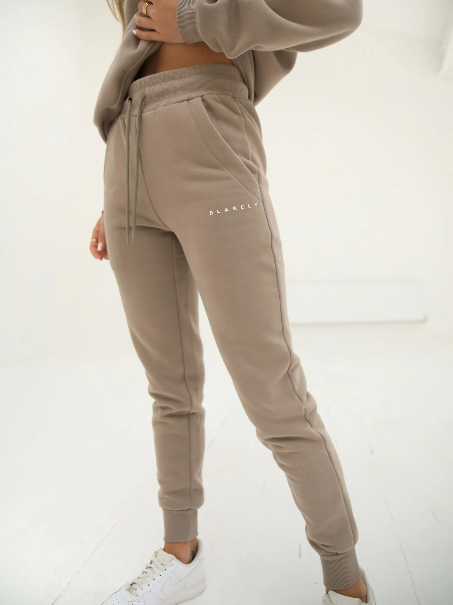 Composure Sweatpants - Brown 2 Composure Sweatpants - Brown - Image 2