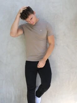 Rivera Initial Crew T-Shirt - Brown -Blakely Clothing Store 080CBRWON4