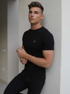 Conway T-Shirt - Black -Blakely Clothing Store 1015GBlack4D