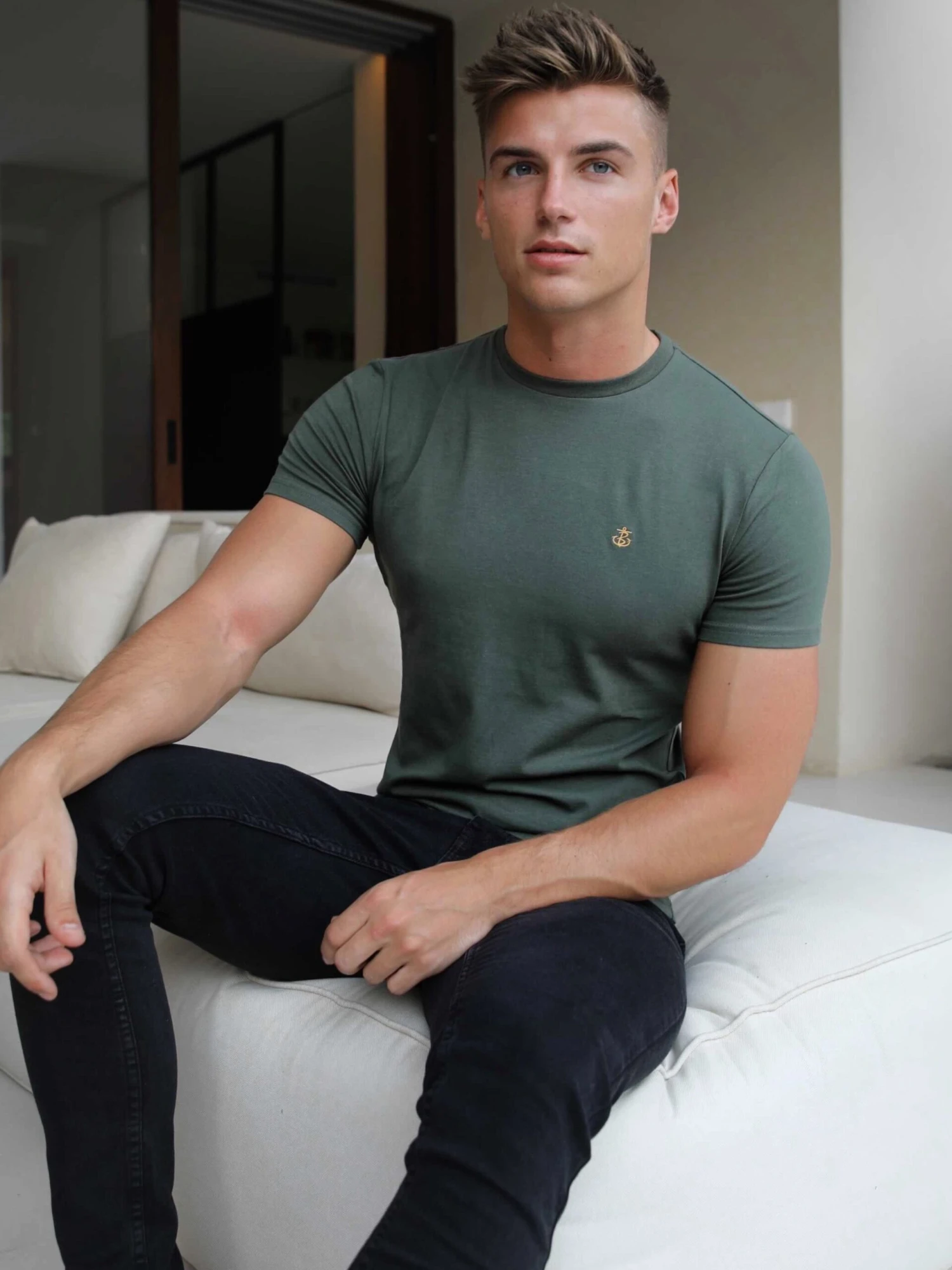 Conway T-Shirt - Green 4 Conway T-Shirt - Green - Image 4