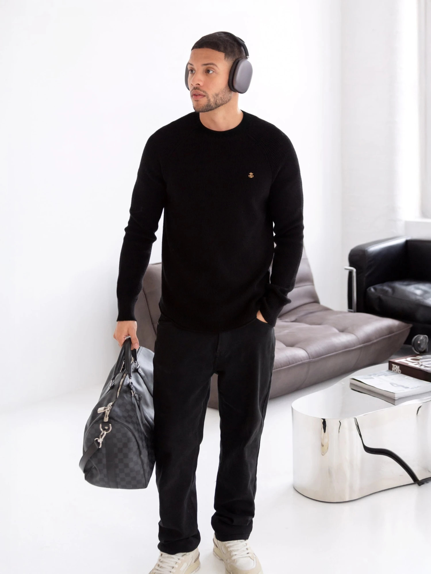 Olton Knit Jumper - Black 3 Olton Knit Jumper - Black - Image 3