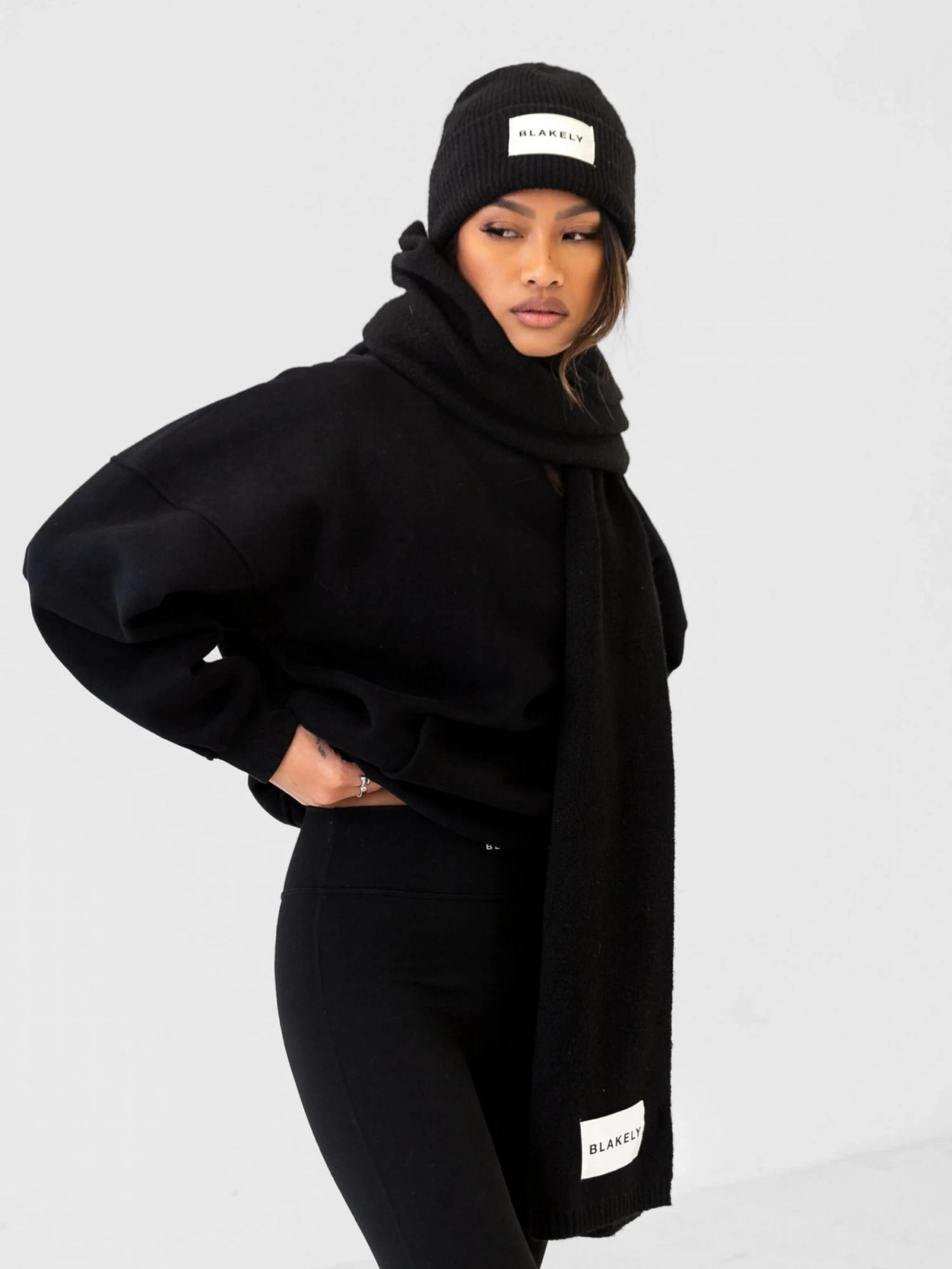 Label Knitted Scarf - Black 1 Label Knitted Scarf - Black