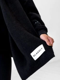 Label Knitted Scarf - Black 7 Label Knitted Scarf - Black -Blakely Clothing Store 133BLACK 03D