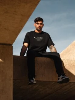 Seine Relaxed T-Shirt - Black 12 Seine Relaxed T-Shirt - Black -Blakely Clothing Store 1966ILBlack 03D