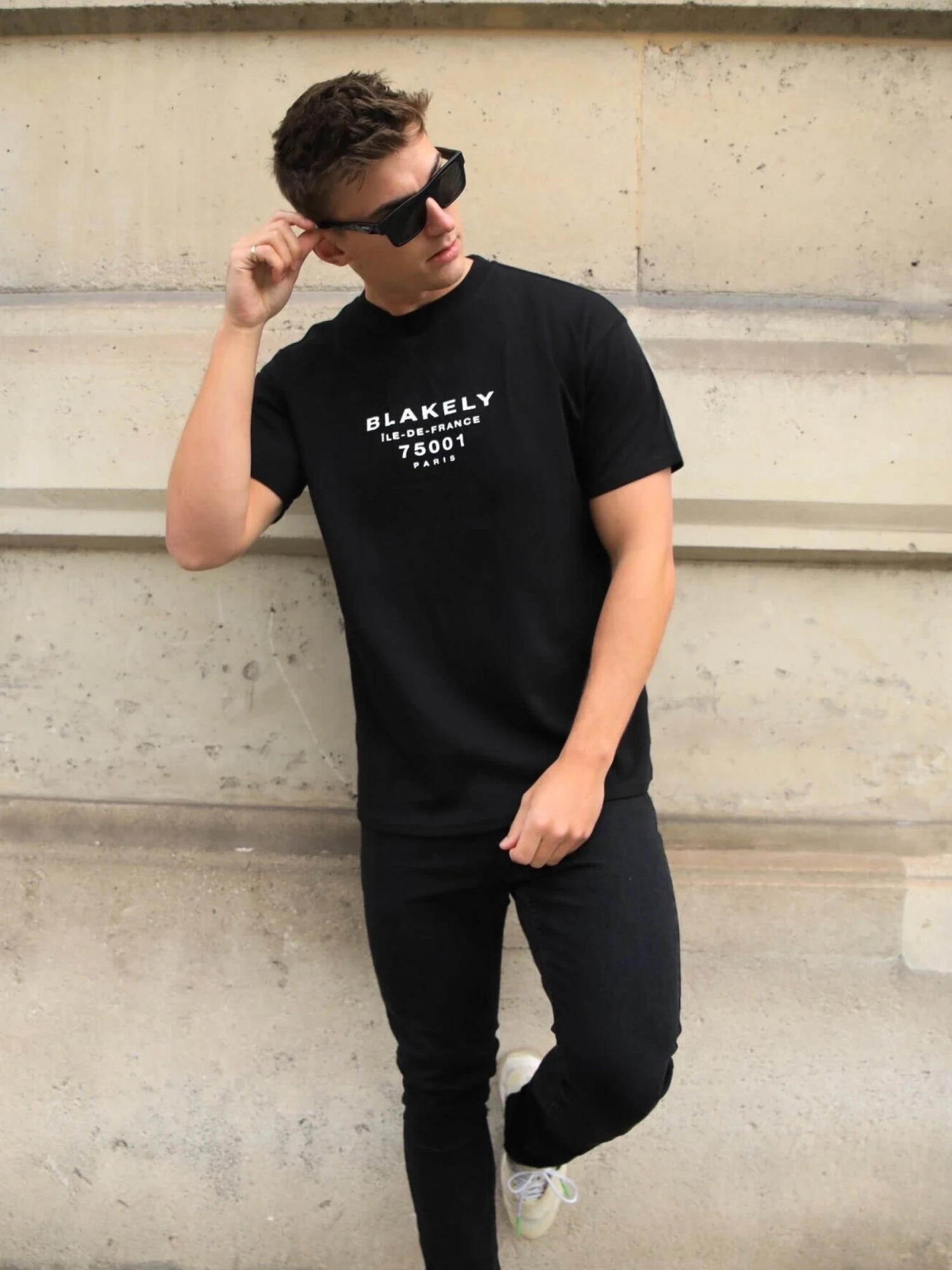 Seine Relaxed T-Shirt - Black 2 Seine Relaxed T-Shirt - Black - Image 2