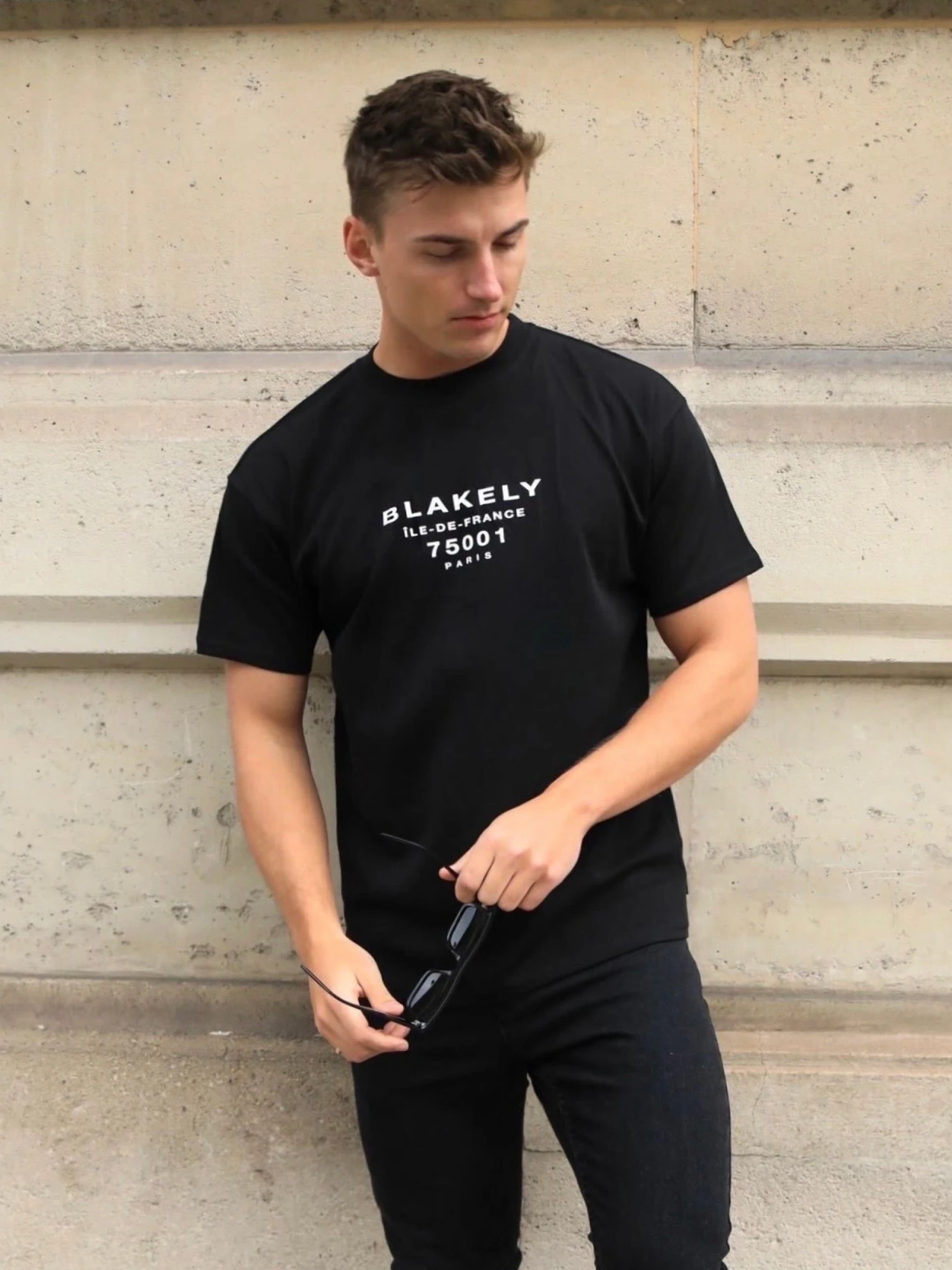 Seine Relaxed T-Shirt - Black 4 Seine Relaxed T-Shirt - Black - Image 4