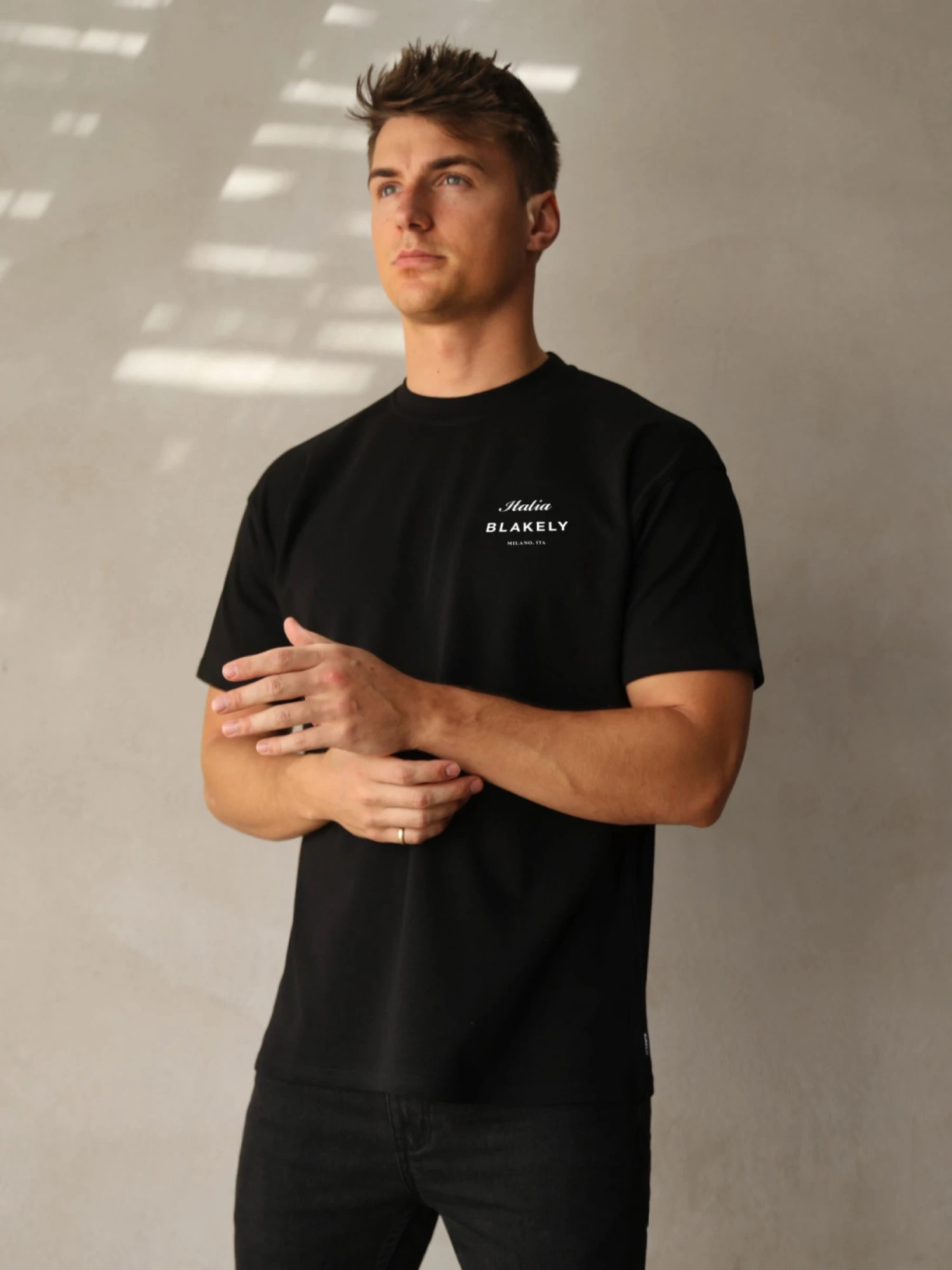 Italia Relaxed T-Shirt - Black 1 Italia Relaxed T-Shirt - Black