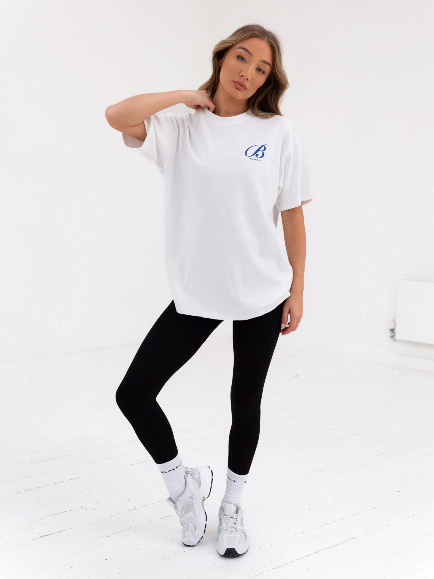 Vita Oversized T-Shirt - Flat White 8 Vita Oversized T-Shirt - Flat White - Image 8
