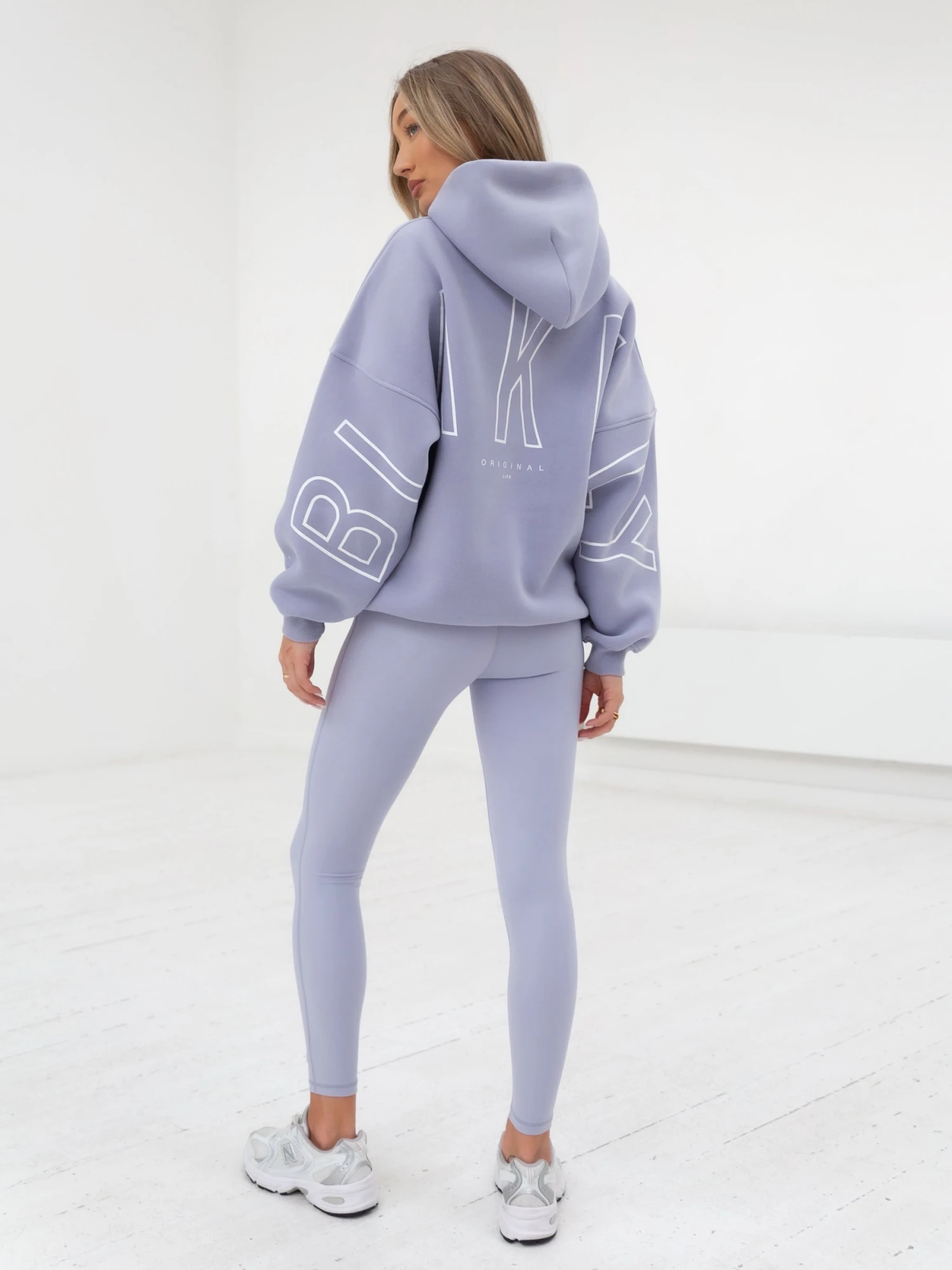 Outline Isabel Oversized Hoodie - Light Violet 3 Outline Isabel Oversized Hoodie - Light Violet - Image 3