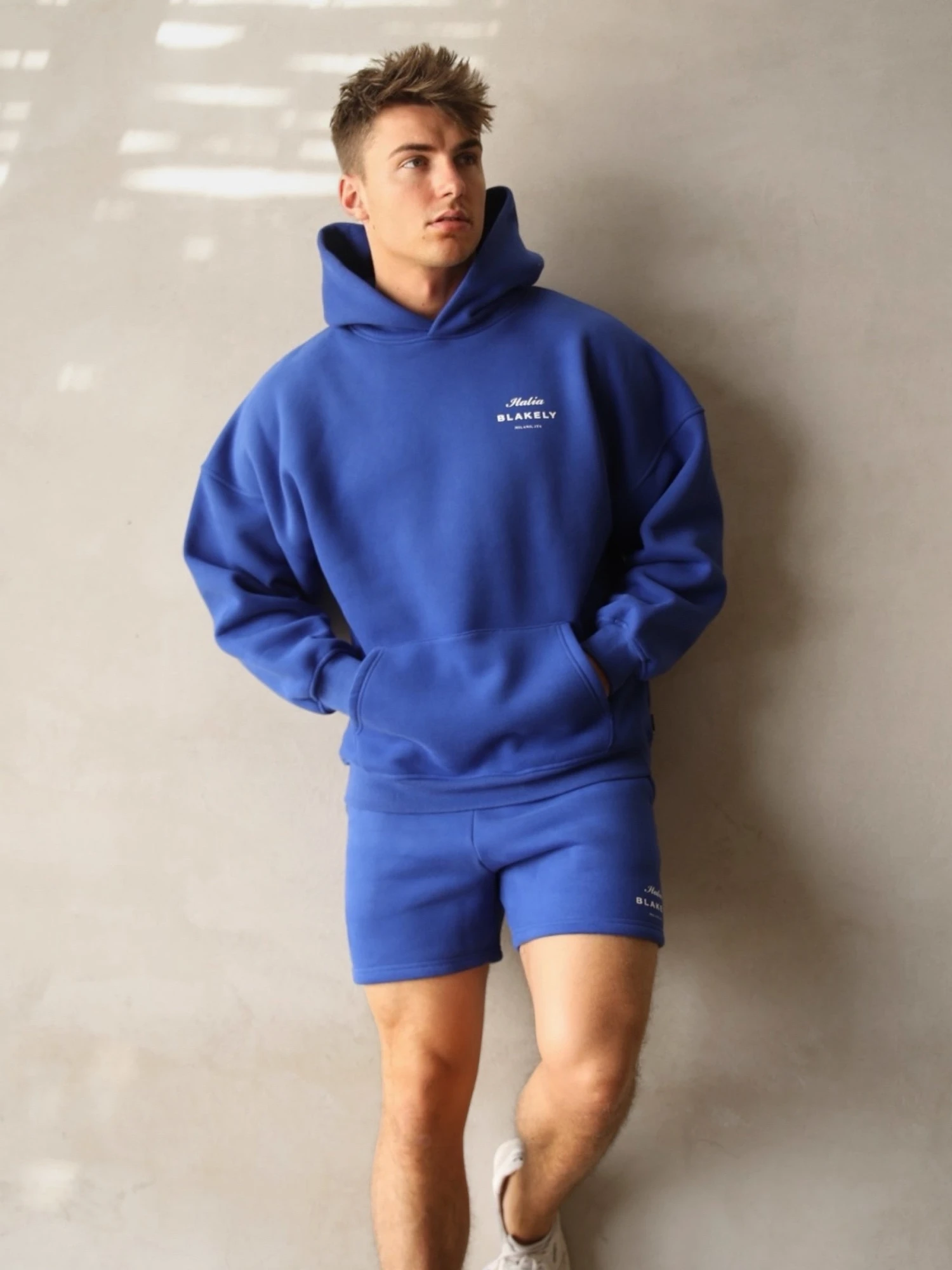 Italia Relaxed Jogger Shorts - Cobalt Blue 3 Italia Relaxed Jogger Shorts - Cobalt Blue - Image 3