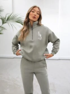 Studio 1/4 Zip Jumper - Olive 9 Studio 1/4 Zip Jumper - Olive -Blakely Clothing Store 218LAOlive02D