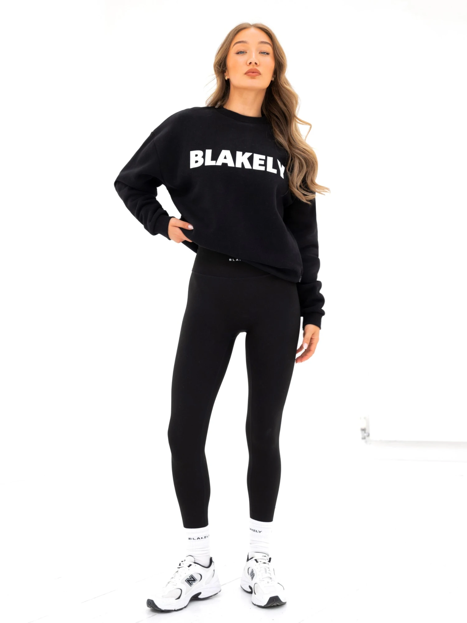 Studio Oversized Jumper - Black 3 Studio Oversized Jumper - Black - Image 3