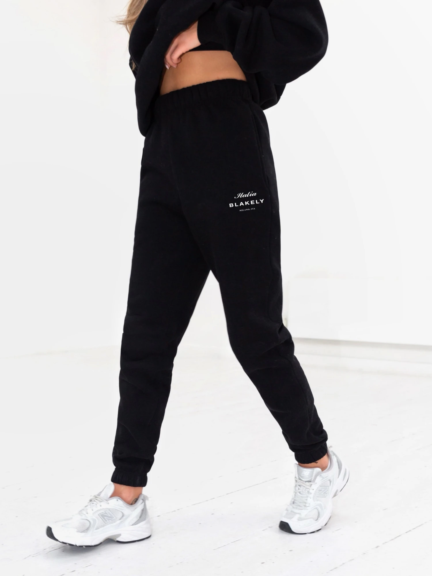 Italia Sweatpants - Black 3 Italia Sweatpants - Black - Image 3
