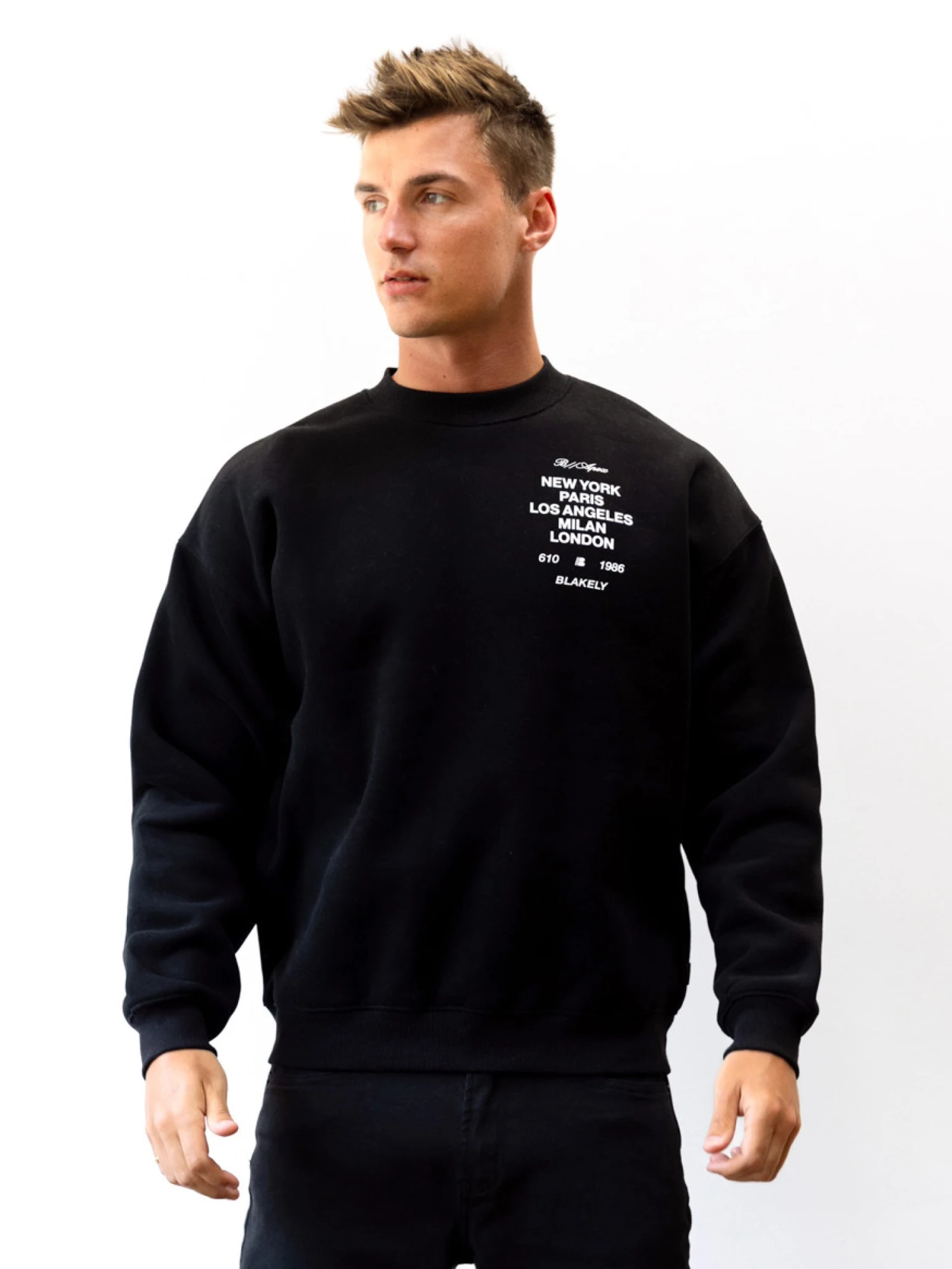 Apex 610 Relaxed Jumper - Black 1 Apex 610 Relaxed Jumper - Black