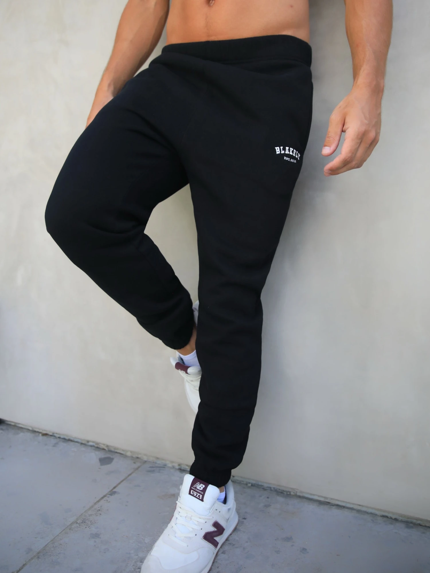 Heritage Relaxed Sweatpants - Black 2 Heritage Relaxed Sweatpants - Black - Image 2
