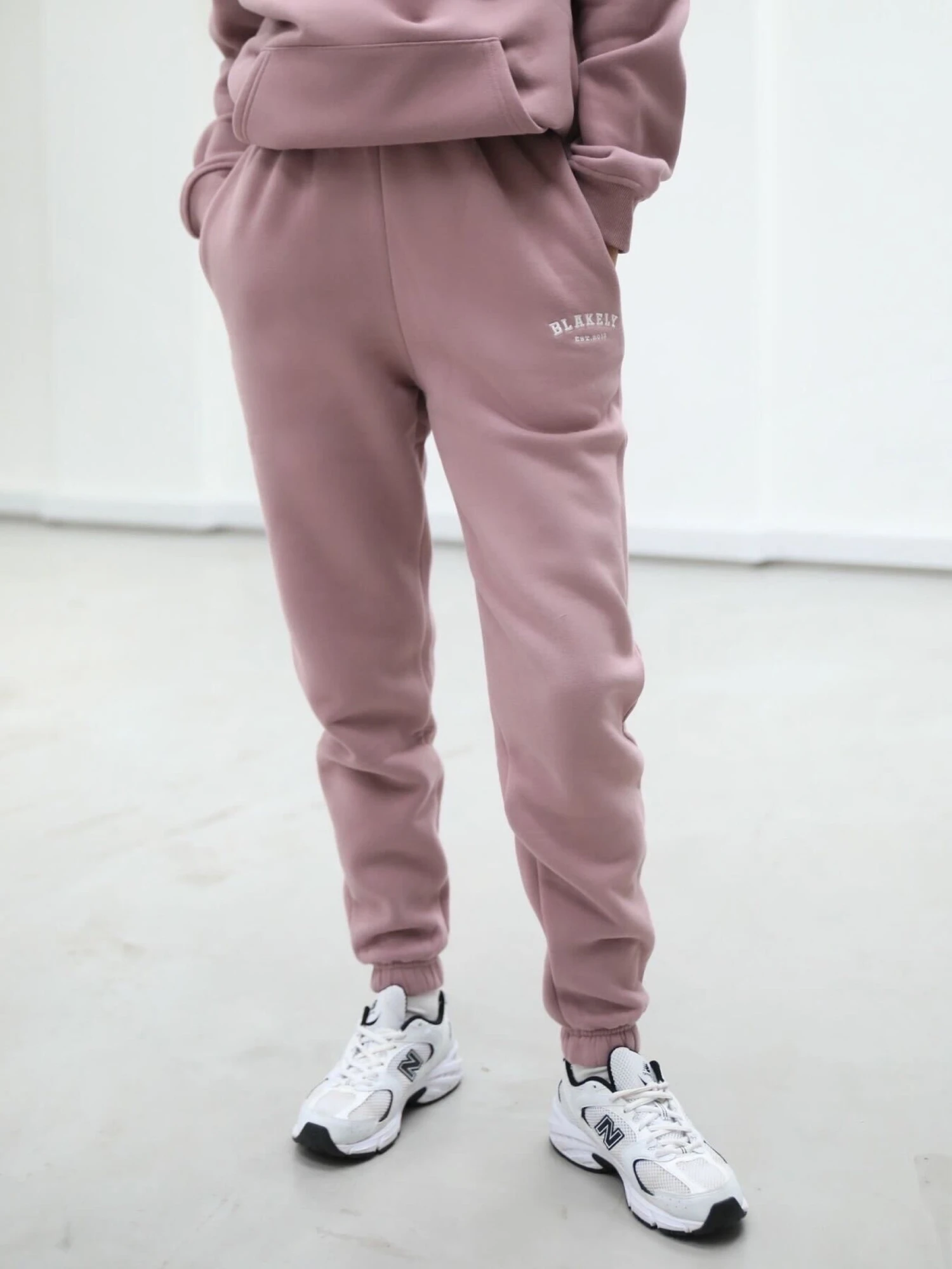 Heritage Sweatpants - Dusty Pink 2 Heritage Sweatpants - Dusty Pink - Image 2