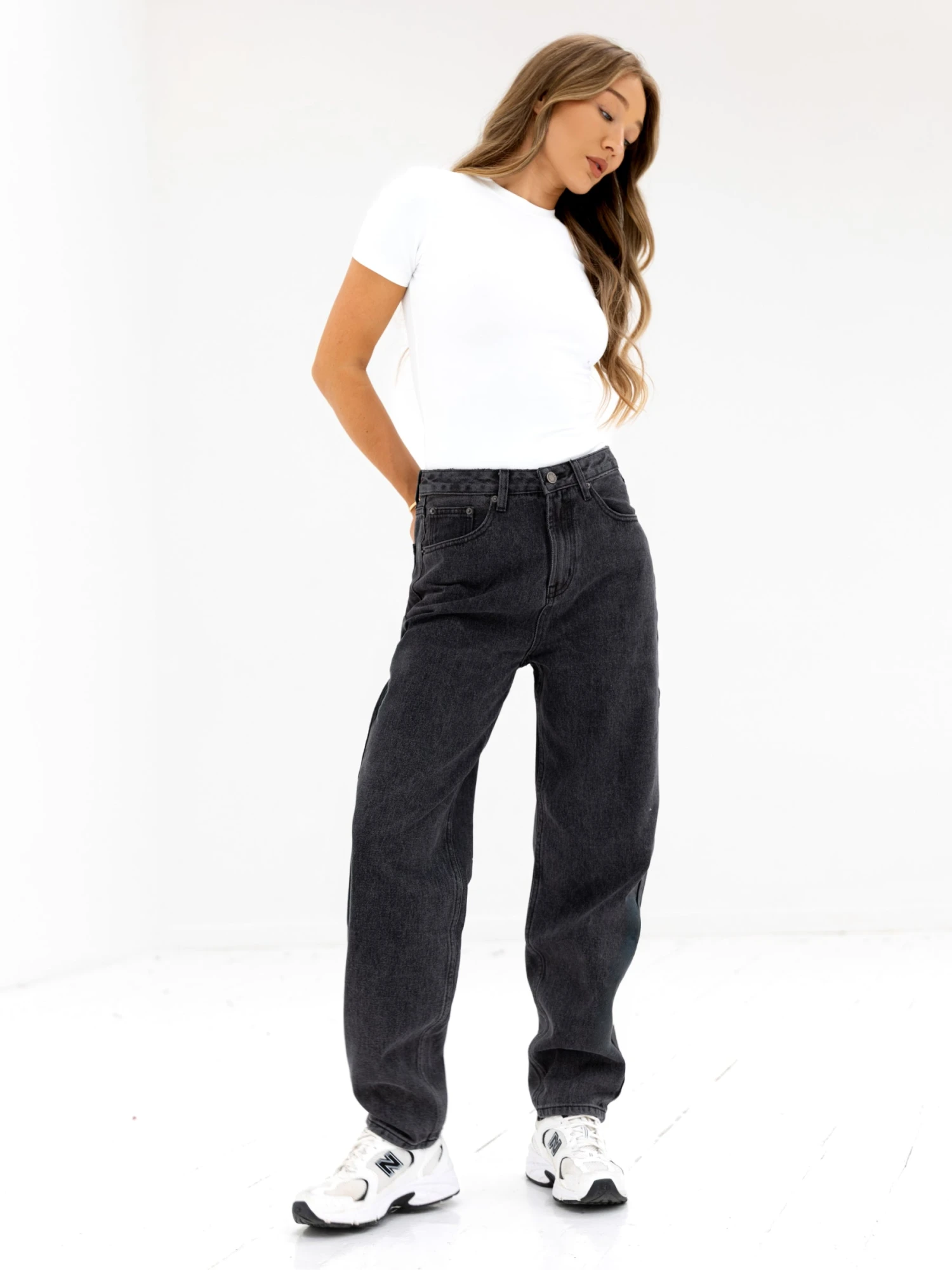 Blakely Mom Jeans - Washed Black 3 Blakely Mom Jeans - Washed Black - Image 3