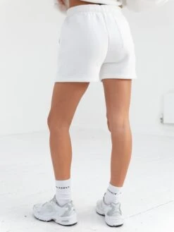 Vita Shorts - Flat White 12 Vita Shorts - Flat White -Blakely Clothing Store 2527IWFlatwhite 05D