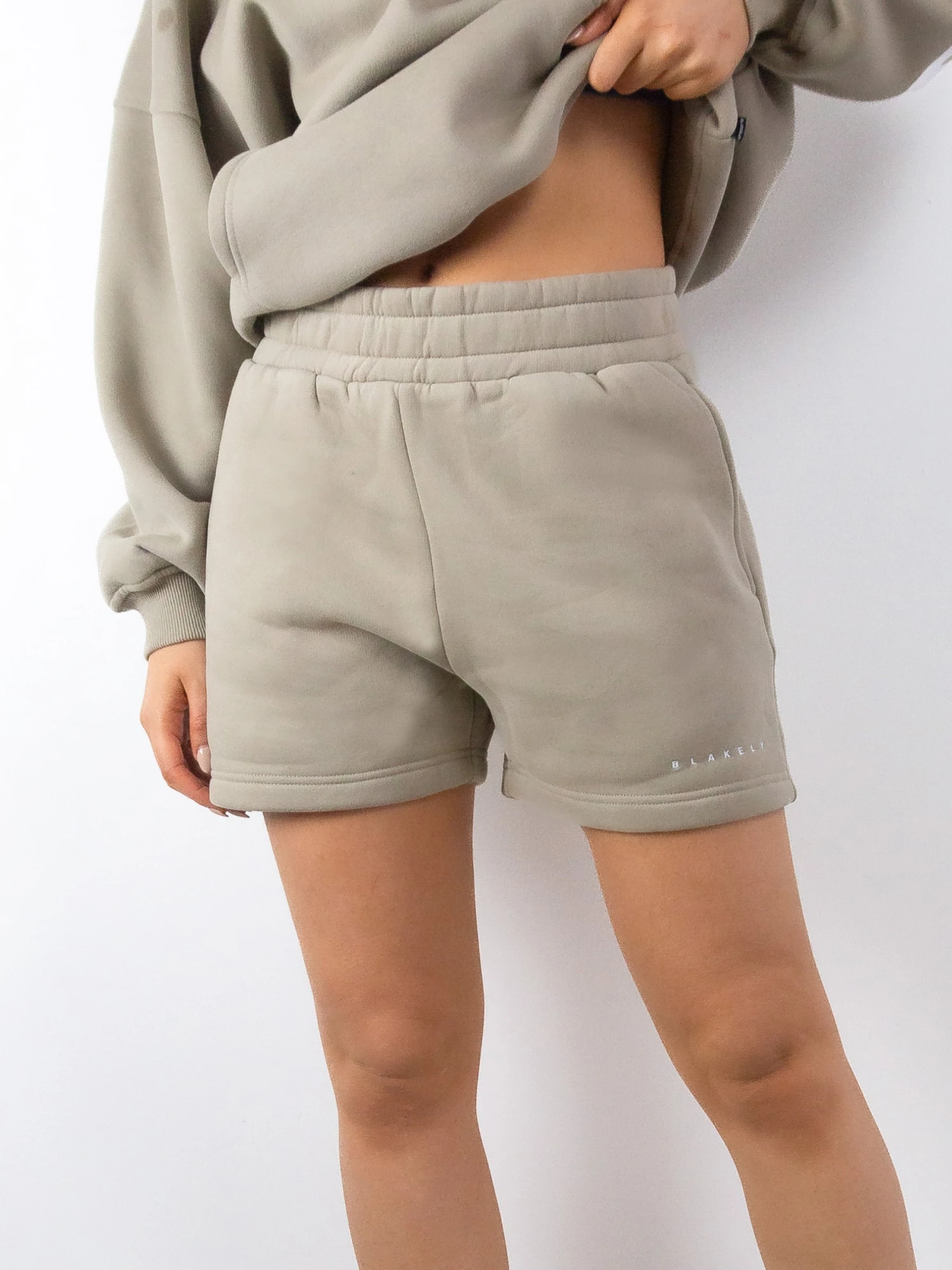 Isabel Jogger Shorts - Beige 2 Isabel Jogger Shorts - Beige - Image 2