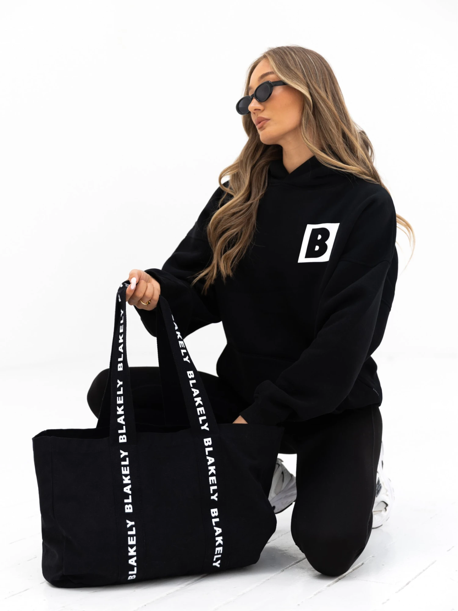 Offset Oversized Hoodie - Black 2 Offset Oversized Hoodie - Black - Image 2