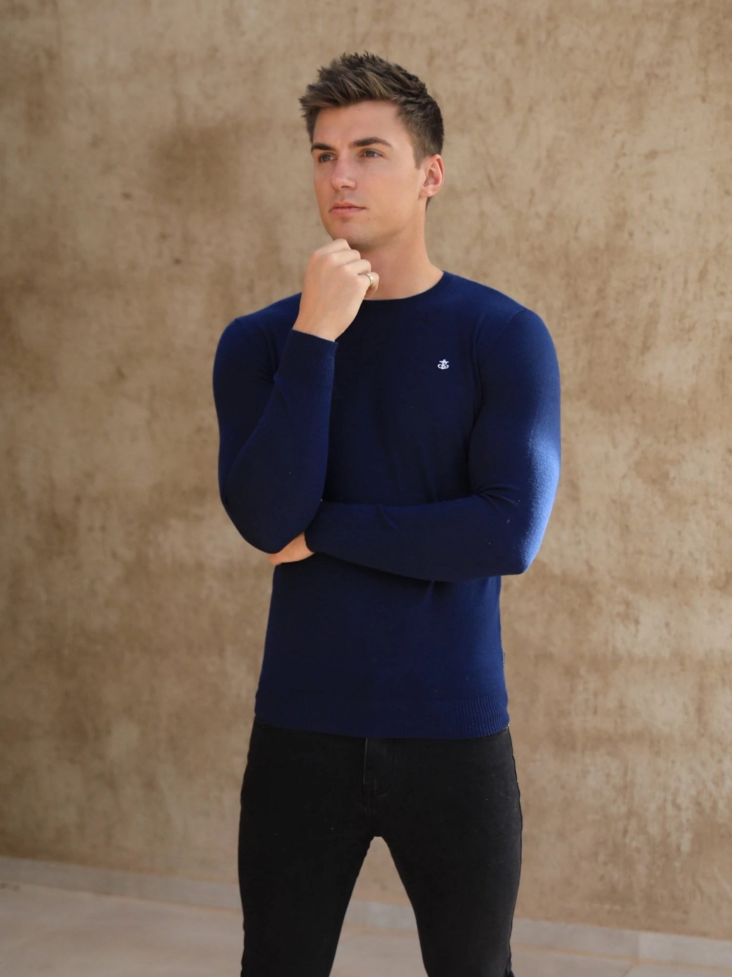 Sudbury Knitted Jumper - Navy 7 Sudbury Knitted Jumper - Navy - Image 7