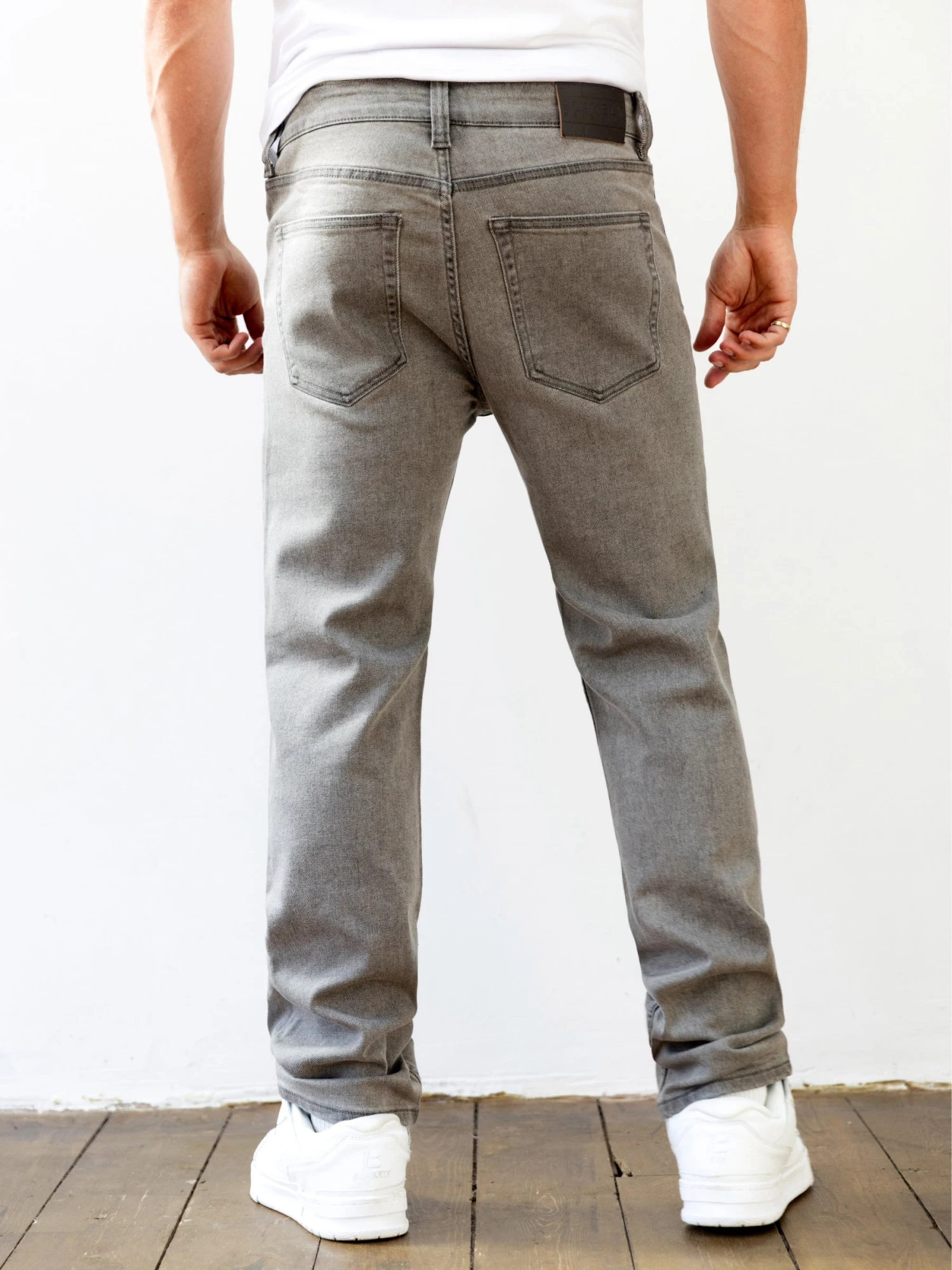 Vol.13 Straight Jeans - Grey 2 Vol.13 Straight Jeans - Grey - Image 2