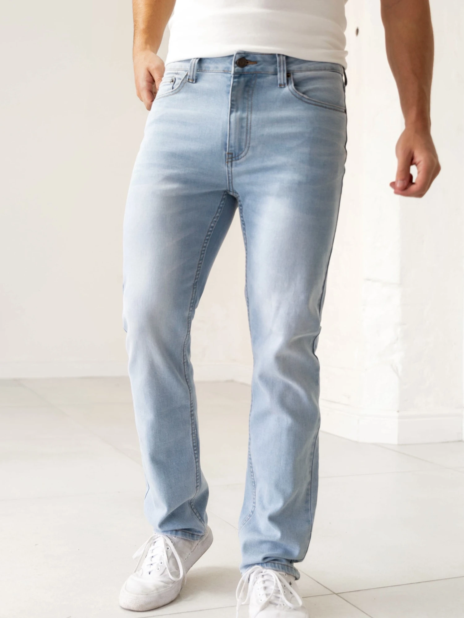 Vol.13 Straight Jeans - Light Blue 2 Vol.13 Straight Jeans - Light Blue - Image 2