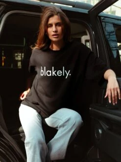 Logo Ultra Oversized T-Shirt - Black -Blakely Clothing Store 2670IWBLACKD 1 50a3e714 af3f 45d3 9de0 351dbc2a9fa8
