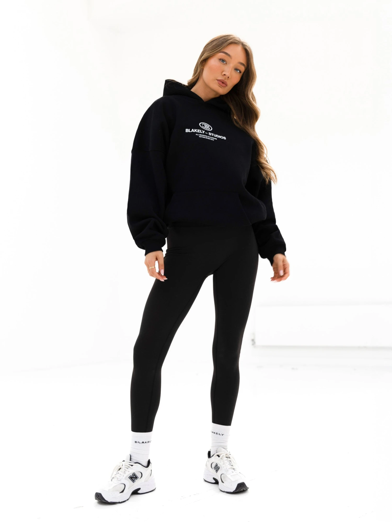 Madison Oversized Hoodie - Black 3 Madison Oversized Hoodie - Black - Image 3