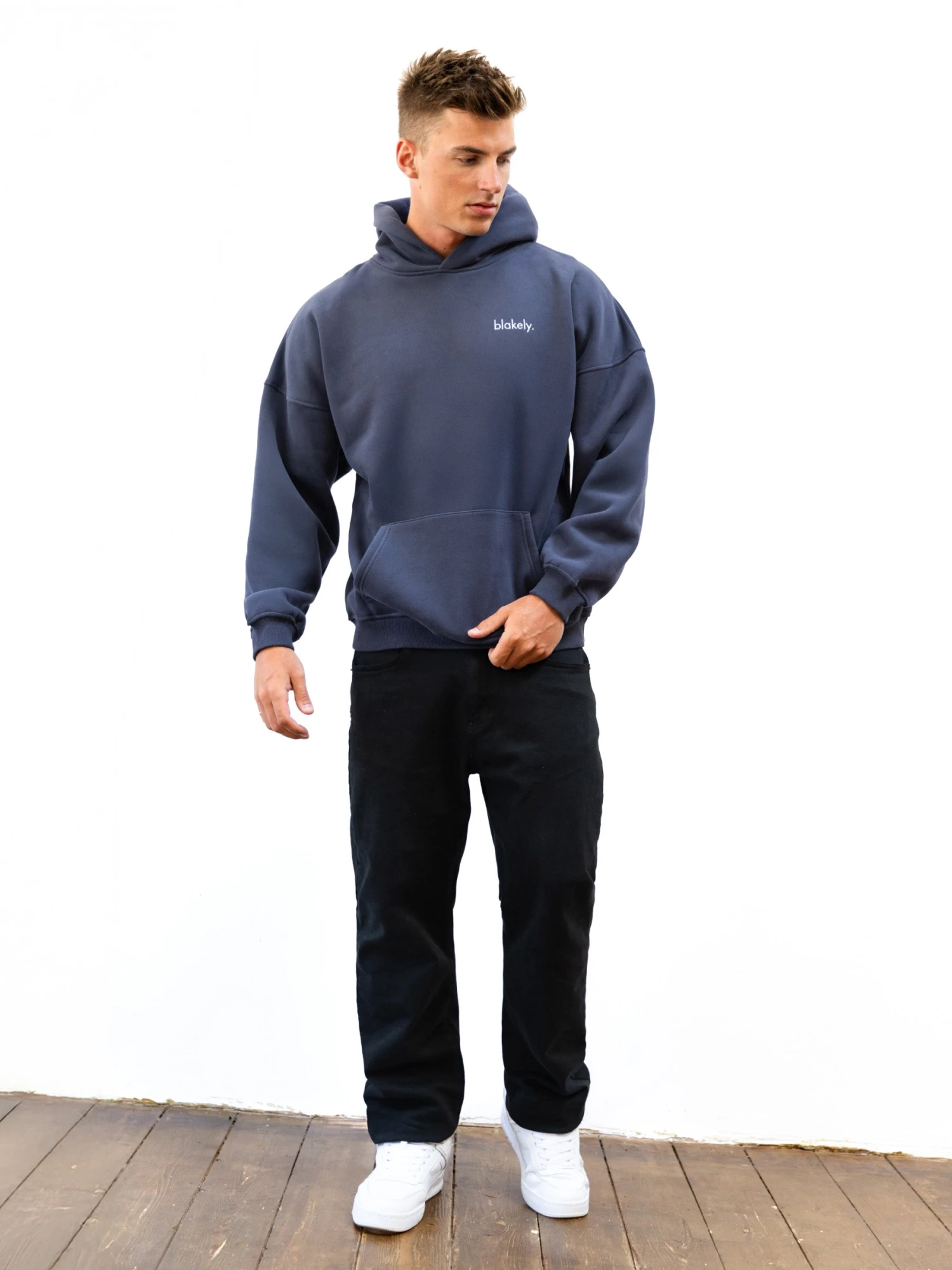 Sami Relaxed Hoodie - True Navy 3 Sami Relaxed Hoodie - True Navy - Image 3