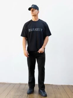 Studio Unfitted T-Shirt - Tonal Black 8 Studio Unfitted T-Shirt - Tonal Black -Blakely Clothing Store 2696MBLACK02D