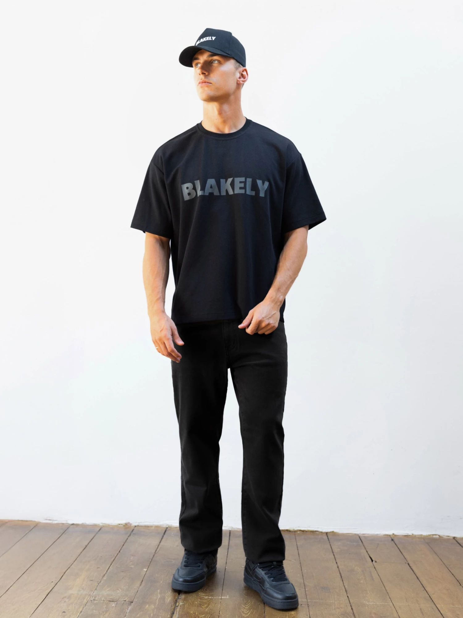 Studio Unfitted T-Shirt - Tonal Black 3 Studio Unfitted T-Shirt - Tonal Black - Image 3