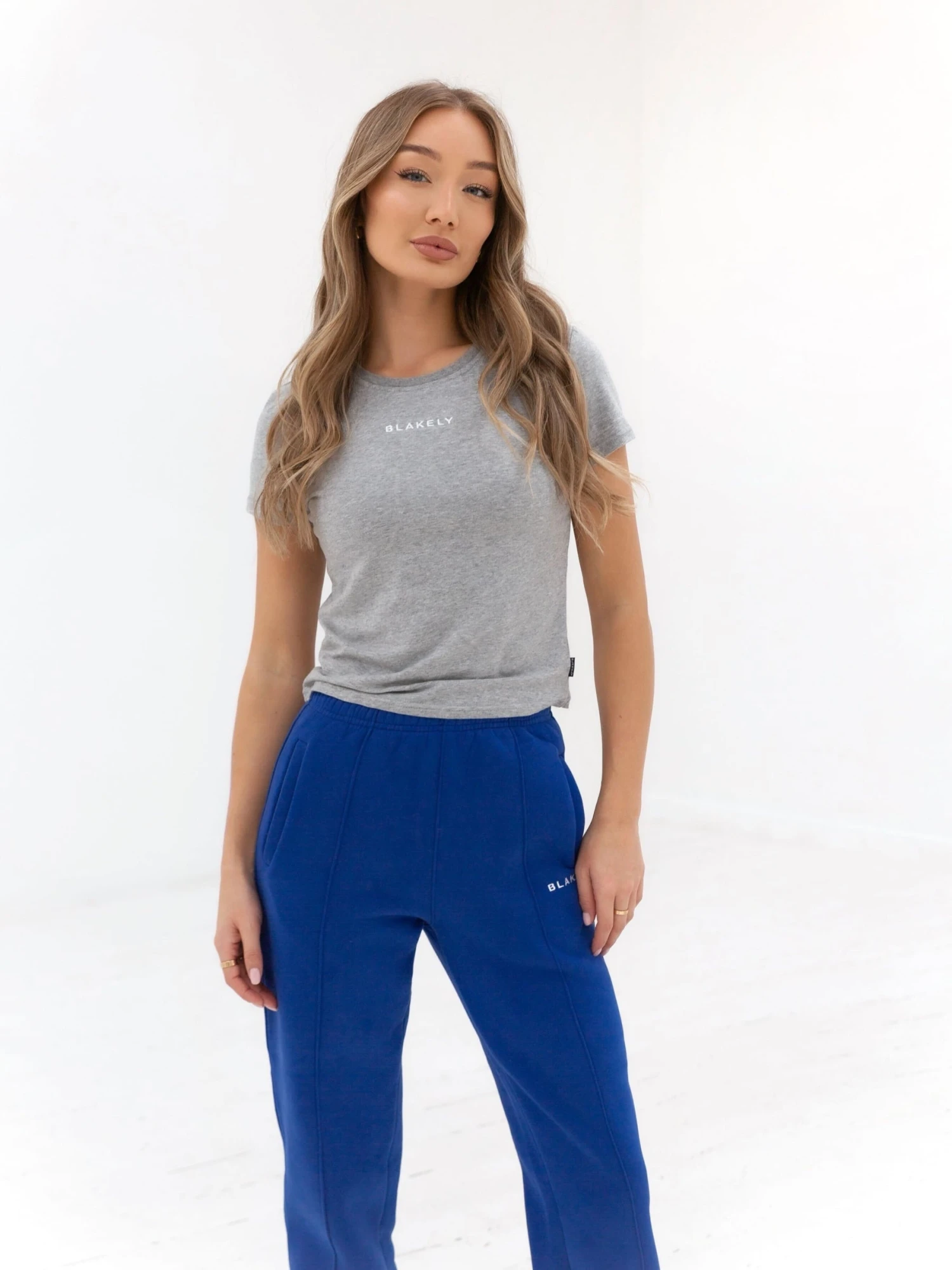 Everyday Cropped T-Shirt - Grey 2 Everyday Cropped T-Shirt - Grey - Image 2