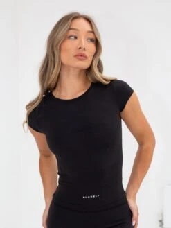 Series Cropped T-Shirt - Black 10 Series Cropped T-Shirt - Black -Blakely Clothing Store 2813Black 03D