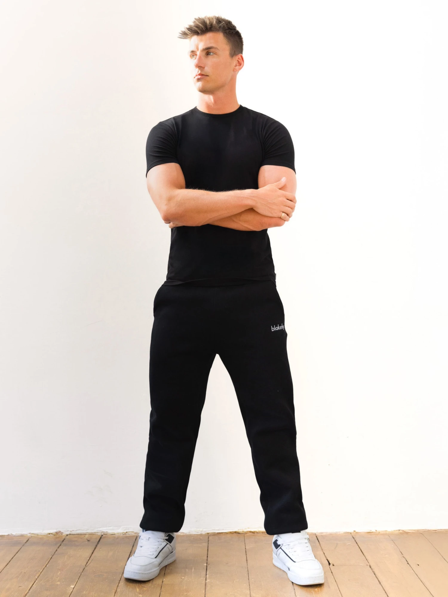 Sami Relaxed Sweatpants - Black 3 Sami Relaxed Sweatpants - Black - Image 3