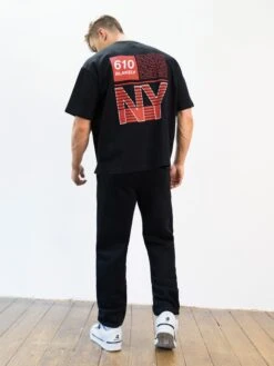 Italic Linear Relaxed Sweatpants - Black 10 Italic Linear Relaxed Sweatpants - Black -Blakely Clothing Store 3079IBLACKVERTICAL04D