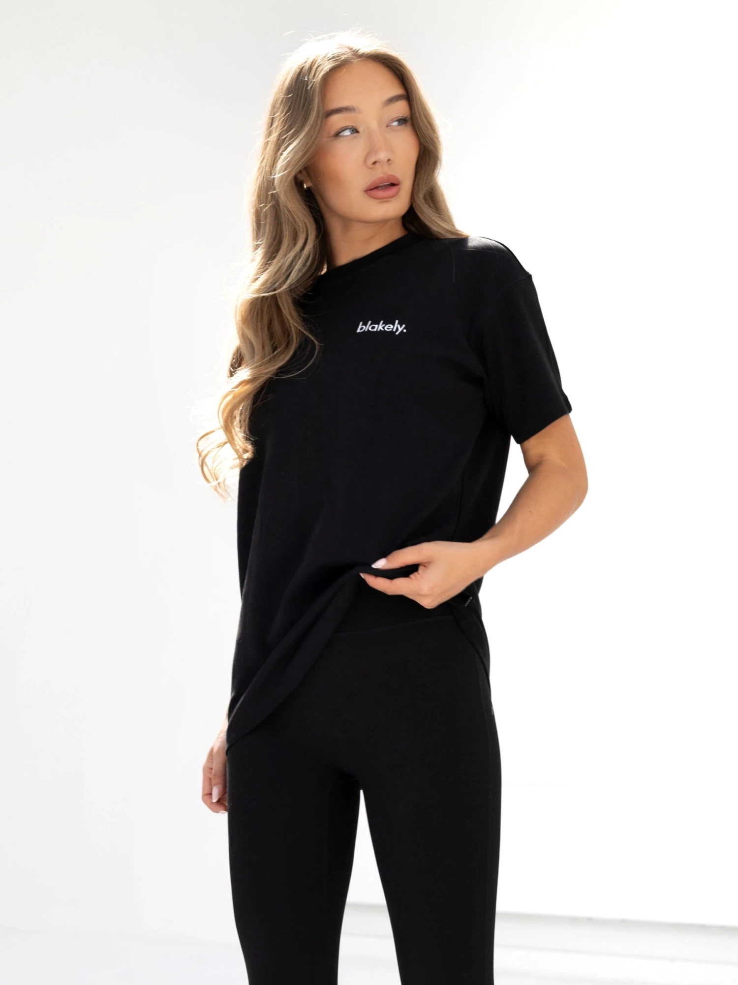 Sami Oversized T-Shirt - Black 6 Sami Oversized T-Shirt - Black - Image 6