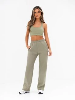 Isabel Wide Leg Sweatpants - Olive 8 Isabel Wide Leg Sweatpants - Olive -Blakely Clothing Store 3304OLIVE05D