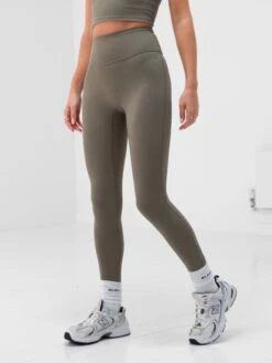 Apex Pro Compression Leggings - Safari Green -Blakely Clothing Store 3380SafariGreen 03D 8668b2c2 1483 477d b36e a8225ebd1fd9