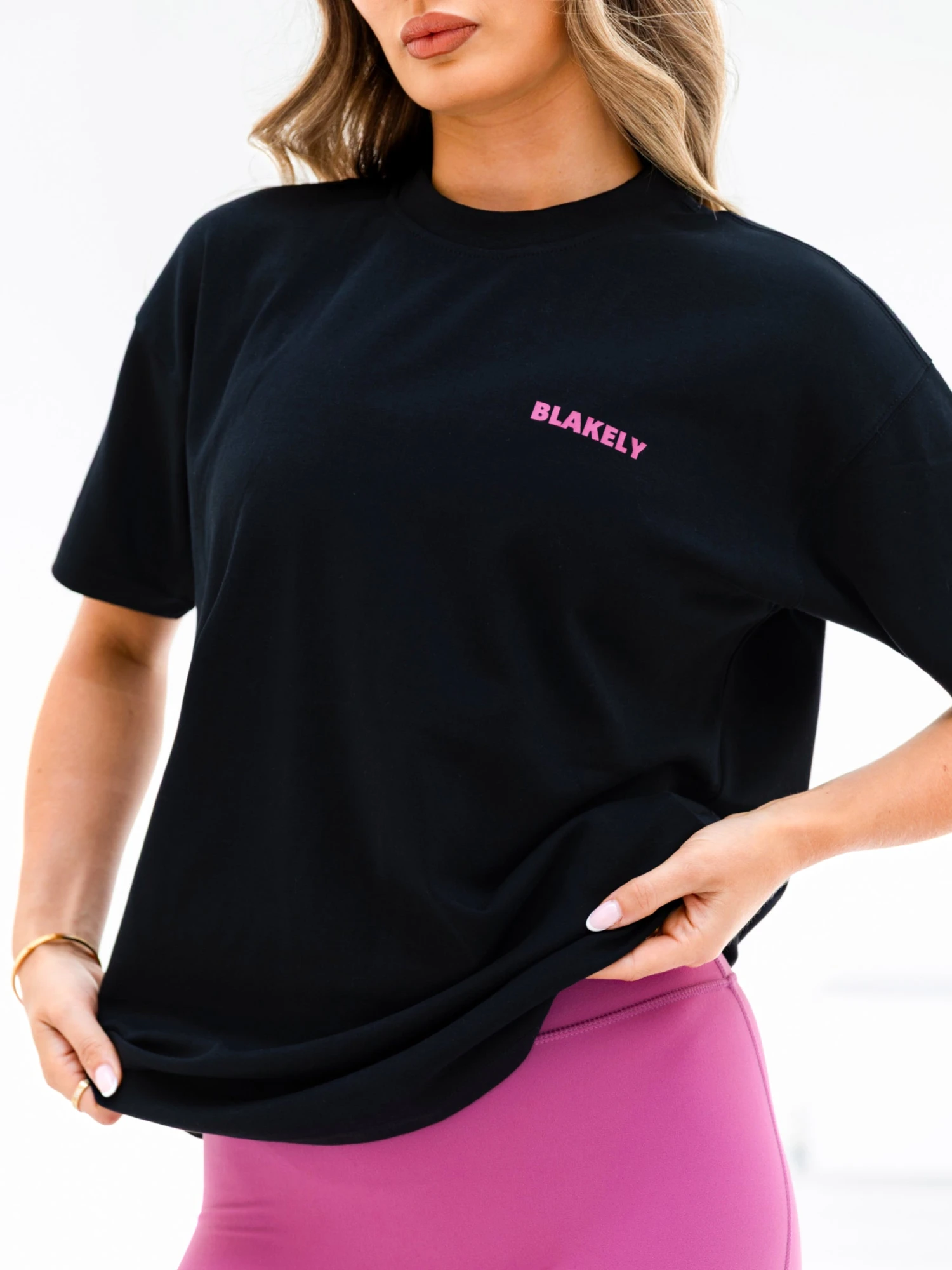 Amelie Ultra Oversized T-Shirt - Black & Pink 5 Amelie Ultra Oversized T-Shirt - Black & Pink - Image 5