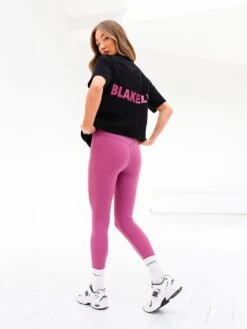 Amelie Ultra Oversized T-Shirt - Black & Pink 8 Amelie Ultra Oversized T-Shirt - Black & Pink -Blakely Clothing Store 3619WBLACK04D