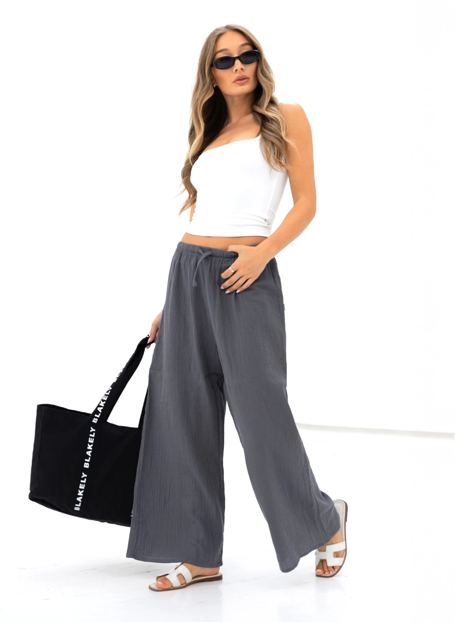 Mila Wide Leg Trousers - Charcoal 3 Mila Wide Leg Trousers - Charcoal - Image 3