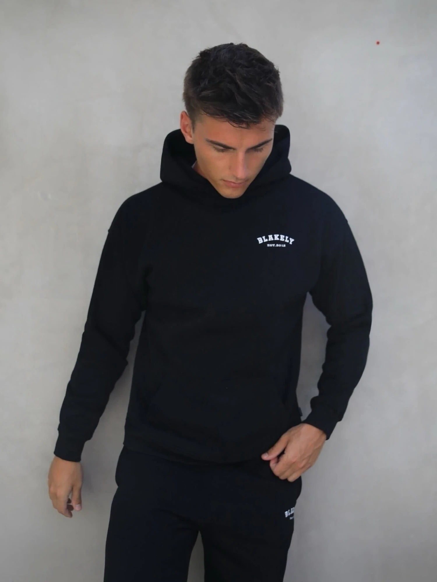 Heritage Relaxed Hoodie - Black 2 Heritage Relaxed Hoodie - Black - Image 2