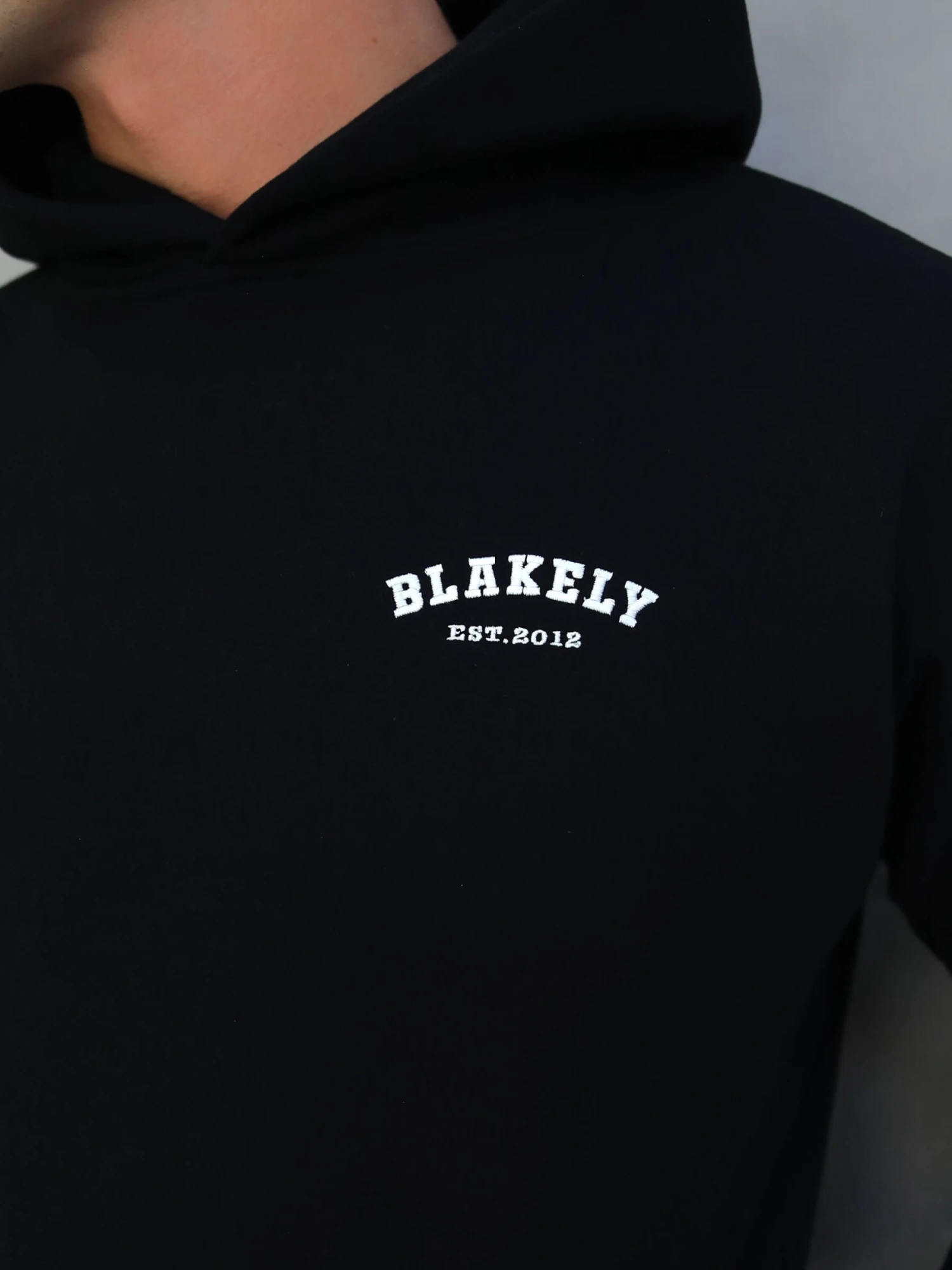 Heritage Relaxed Hoodie - Black 4 Heritage Relaxed Hoodie - Black - Image 4