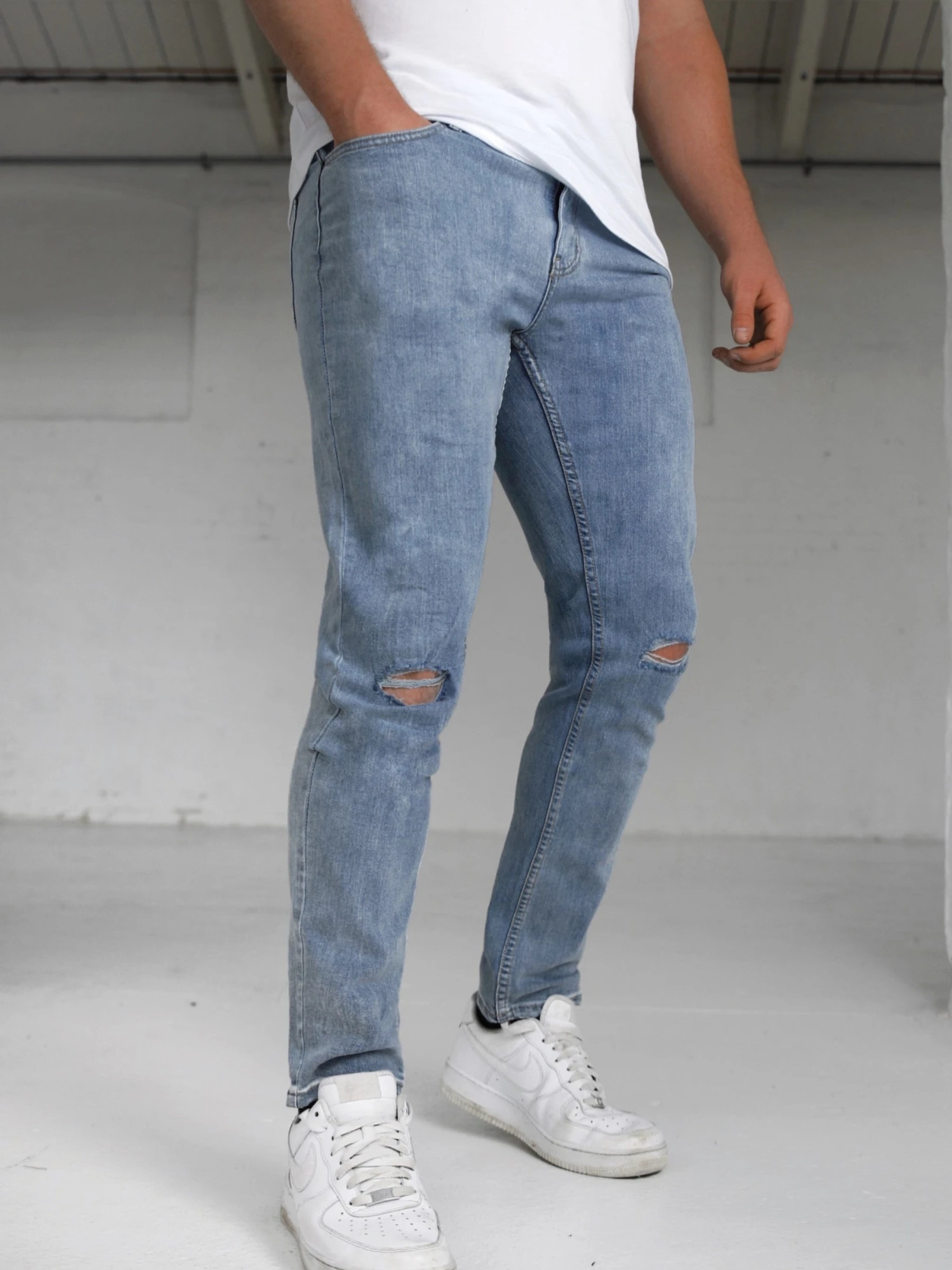 Vol. 9 Slim Ripped Jeans - Blue 1 Vol. 9 Slim Ripped Jeans - Blue