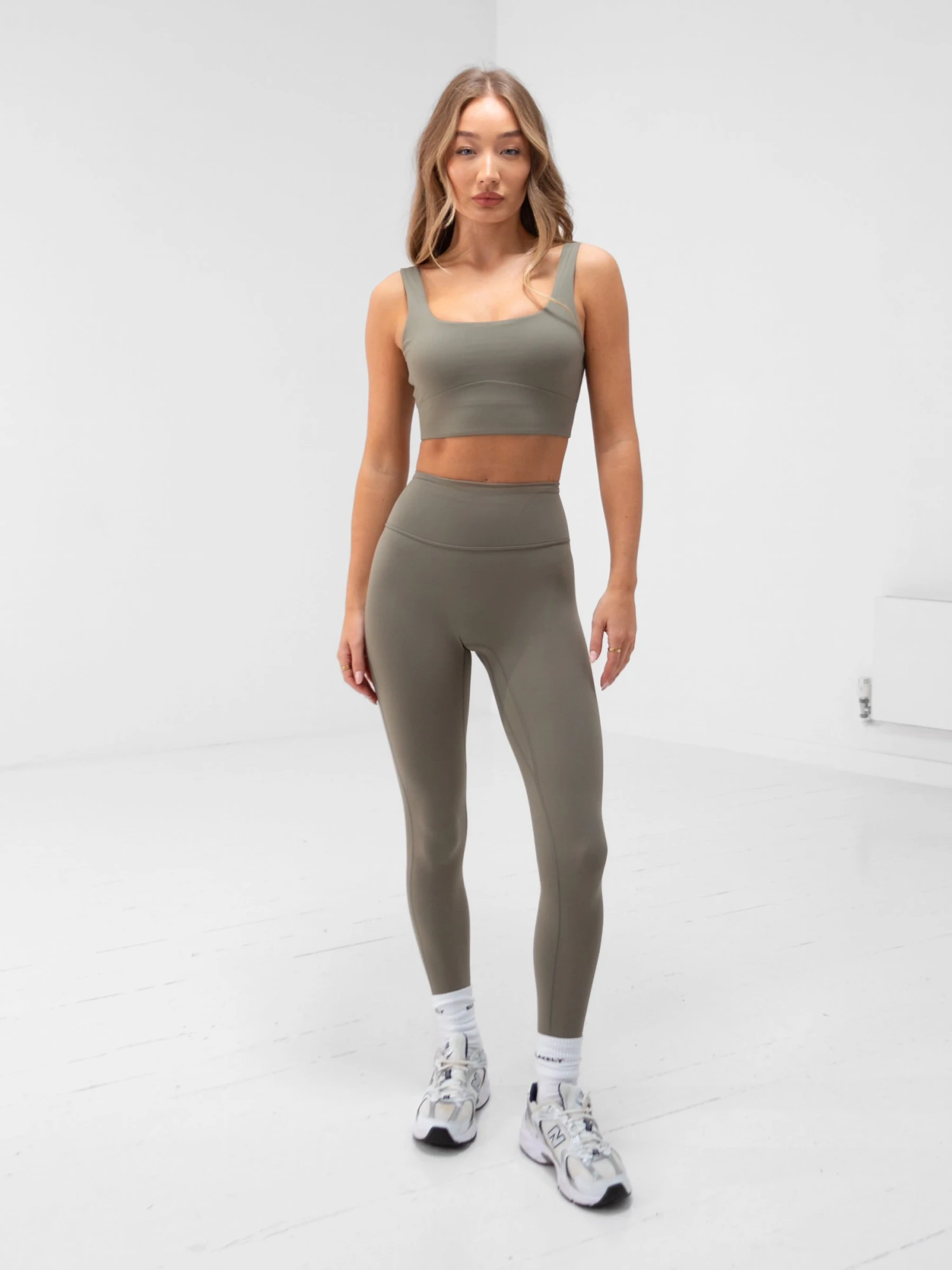 Apex Pro Sports Bra - Safari Green 3 Apex Pro Sports Bra - Safari Green - Image 3