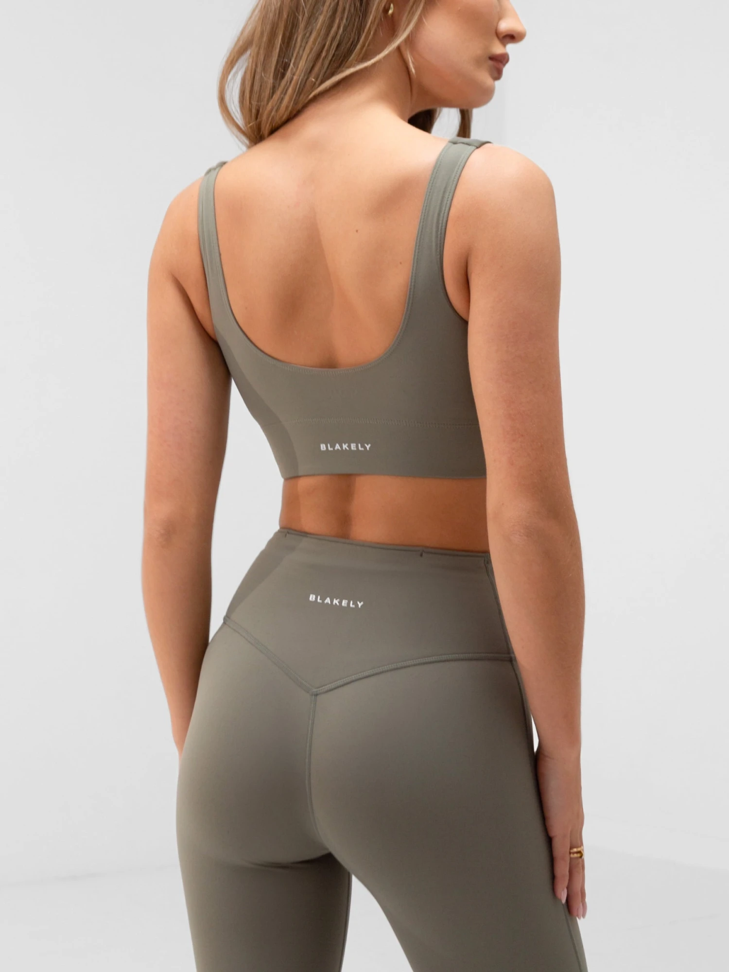 Apex Pro Sports Bra - Safari Green 4 Apex Pro Sports Bra - Safari Green - Image 4