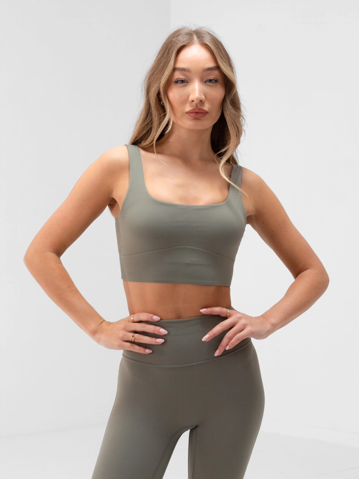 Apex Pro Sports Bra - Safari Green 1 Apex Pro Sports Bra - Safari Green