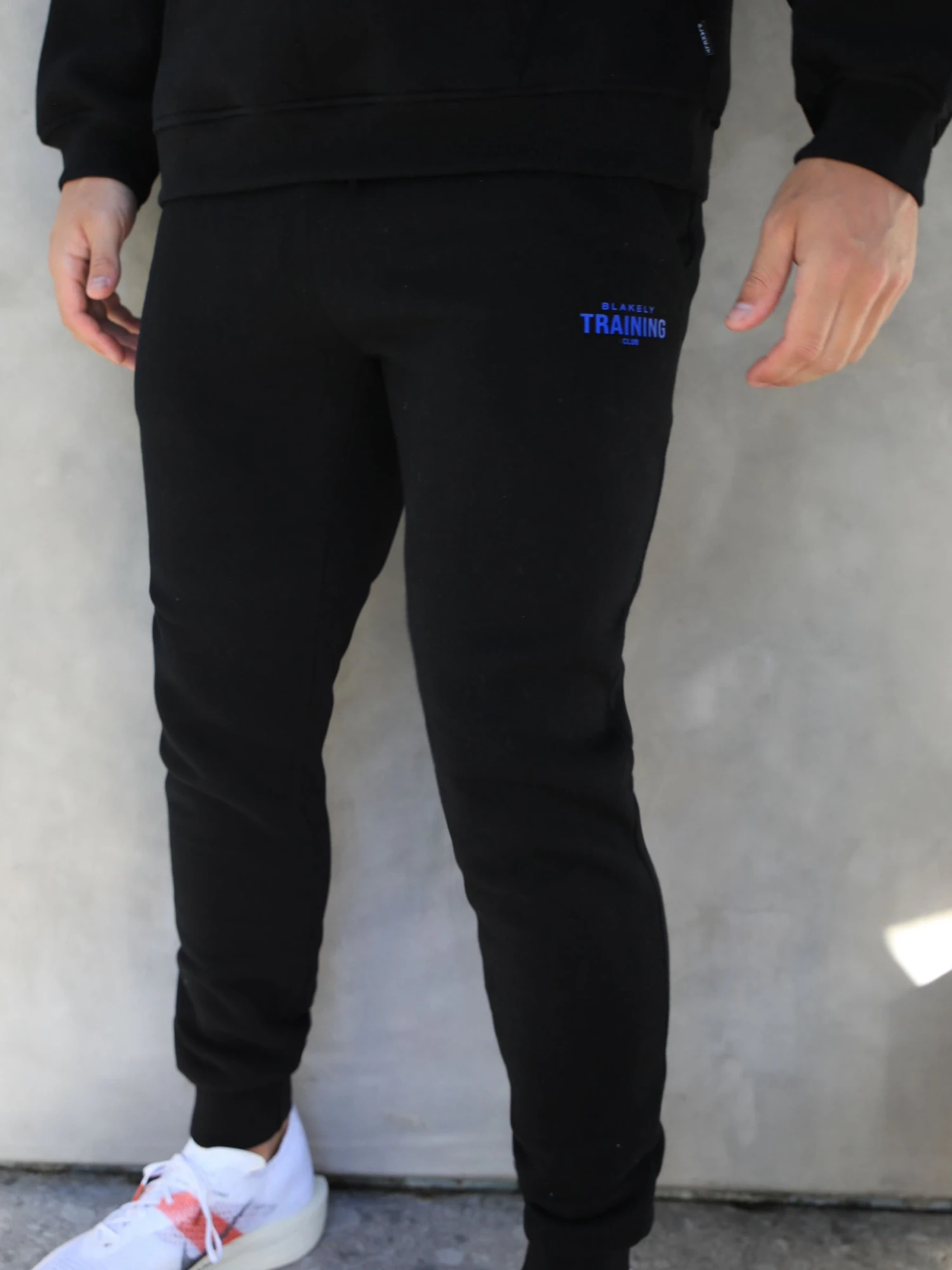 Training Club Sweatpants - Black & Blue 4 Training Club Sweatpants - Black & Blue - Image 4