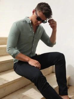 Hunter Shirt - Mint Green -Blakely Clothing Store Frame67